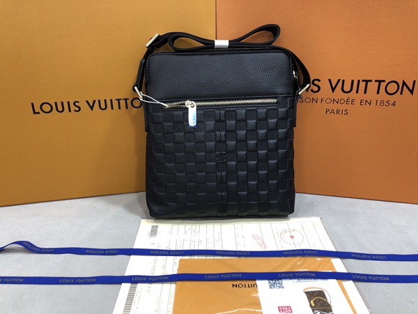 スーパーコピーブランドバッグ背面デザイン